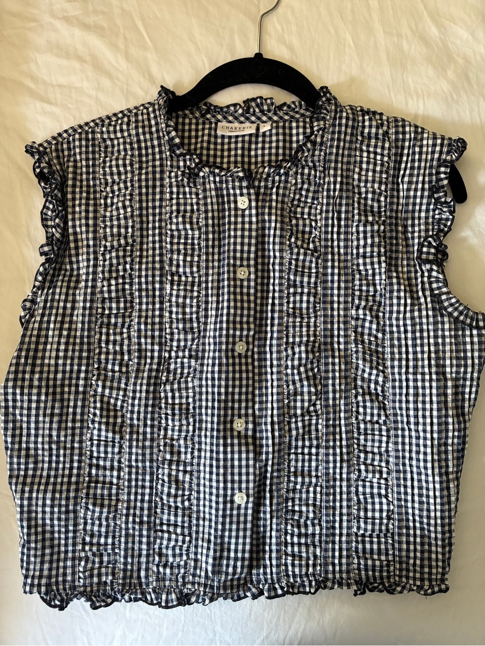 Chakeris Navy & White Gingham Ruffle Button-Front Sleeveless Top